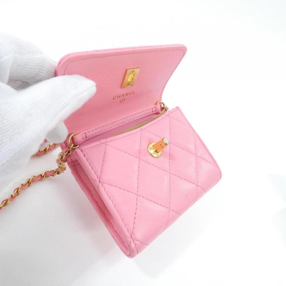 CHANEL Pink Shoulder Bag - Picture 7 of 8